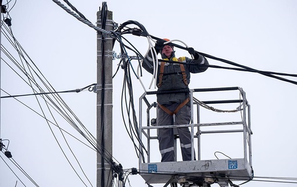 В восьми областях новые отключения - Укрэнерго