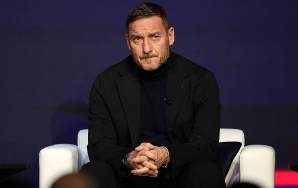 Легендарный Тотти может стать директором своей от начала и до конца Ромы