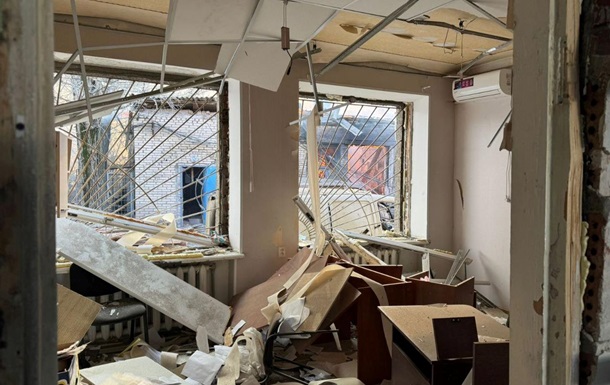 Славянск подвергся авиаудару, убиты женщина с ребенком