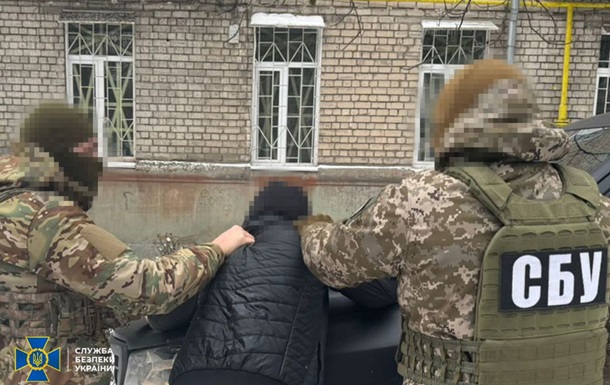 В Украине разоблачили семерых торговцев  трофейным  оружием