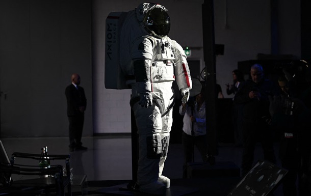 Axiom Space привлекла $350 млн на разработку скафандров и  замену  МКС