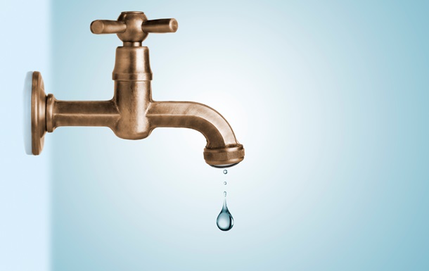 Жителей Мукачево просят запастись водой из-за аварии на водопроводе