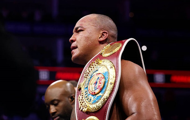 Важковаговики Вордлі та Дюбуа зустрінуться на рингу 9 травня