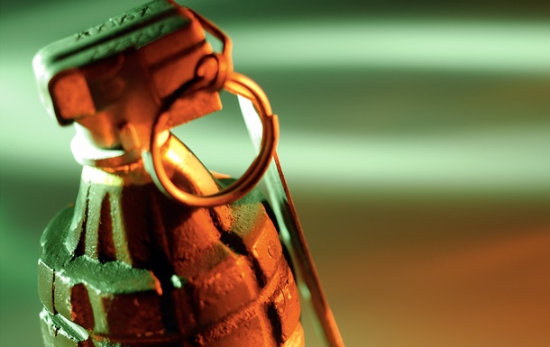 На КПП Польщі з Україною виявили гранату