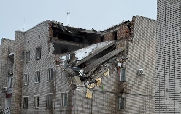 В РФ стався вибух у військовій комендатурі, є жертви