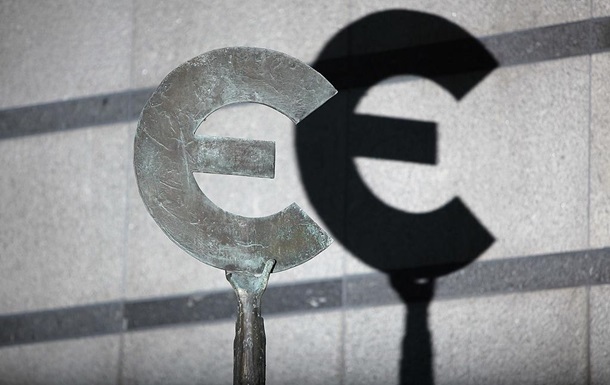 Офіційний курс євро оновив рекорд в Україні