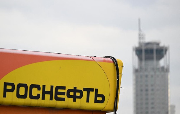 Нефтегазовые доходы РФ в феврале сократятся вдвое - СМИ