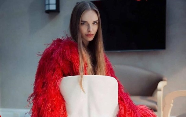 Українська модель підбирала молодих дівчат для Епштейна - ЗМІ