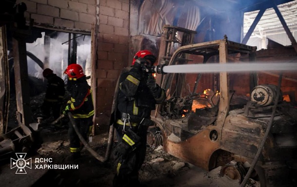 Россияне ударили по предприятию на Харьковщине: есть жертва и пострадавшие