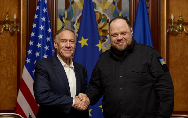 До Києва з візитом прибув ексдержсекретар США Помпео