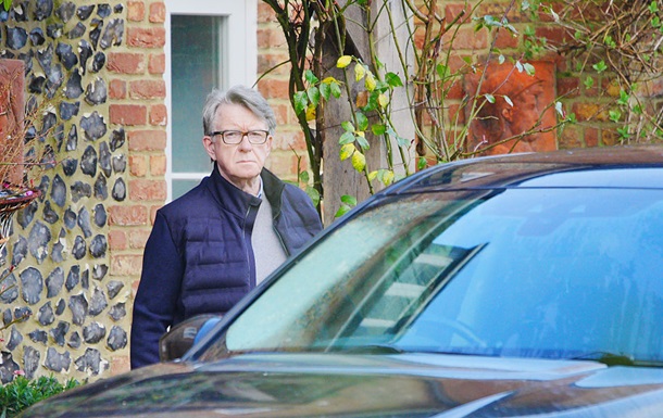 Справа Епштейна: в Британії затримали екс-посла в США