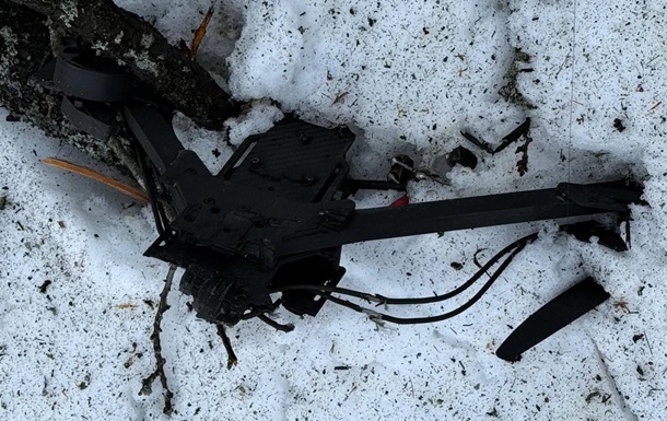 В Харькове впервые обнаружили дрон РФ на оптоволокне