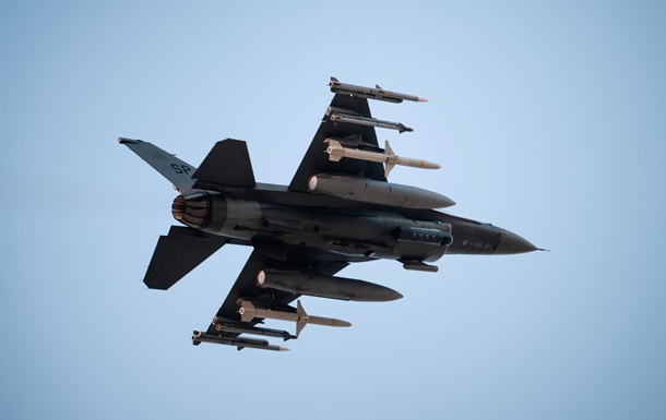 США показали, як нищать авіацію Ірану