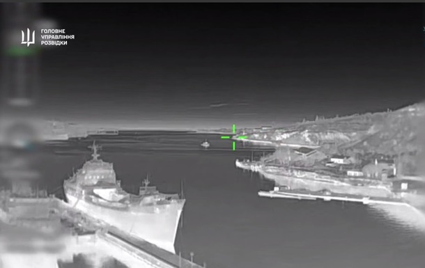 Бойцы ГУР поразили вертолет и корабли в Крыму