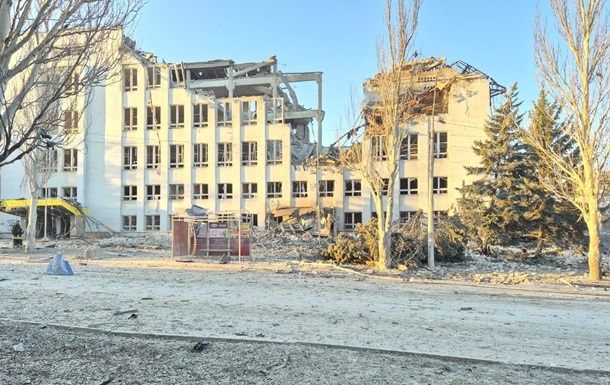 Россияне сбросили кассетную бомбу на центр Краматорска: есть пострадавшие