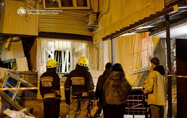 В Днепре повреждены восемь многоэтажных домов