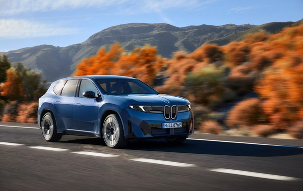 BMW раскрыла стоимость нового электрокроссовера iX3