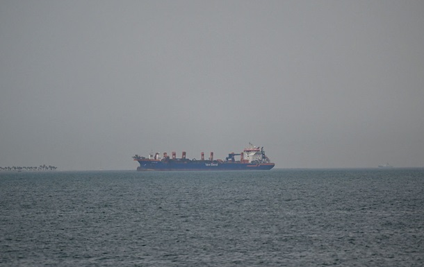 Поставки нефти через Ормузский пролив упали на 97%