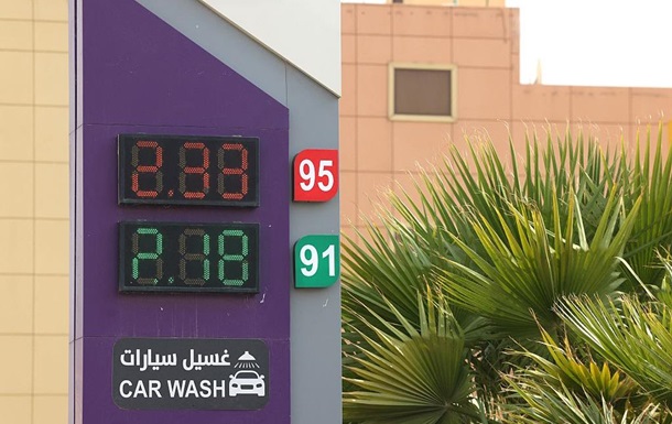 Саудовская Аравия сократила добычу нефти на 20% - СМИ