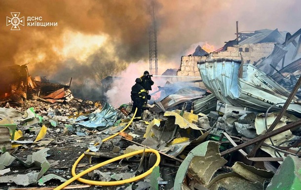 Атака РФ: Зеленский назвал критическое направление