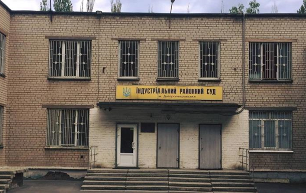 В Днепре пытались похитить судью, она в больнице