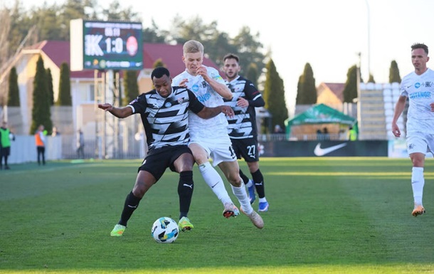 Противостояние Колоса и Зари вышло результативным, но пополам