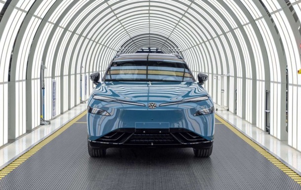 Volkswagen і XPeng запустили виробництво електрокросовера ID. Unyx 08