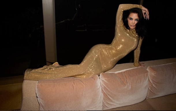 Кім Кардашян впала в кущі перед Оскаром