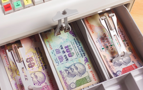 Росія не може позбутися накопичених в Індії рупій