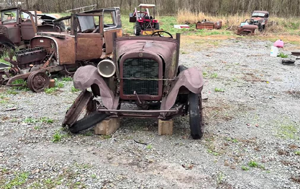 Взял и поехал: Dodge 1927 года ожил после более 60 лет простоя на свалке