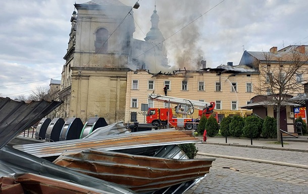 В ЮНЕСКО прокомментировали удар по центру Львова