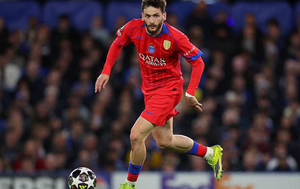 Кварацхелия стал интересен Арсеналу, но у ПСЖ также предметный интерес