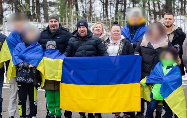 Из оккупированной Херсонщины удалось вернуть пятерых детей