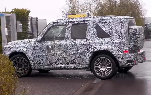 Маленький Mercedes G-Class заметили на дорожных тестах