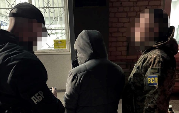 Зламав руку 60-річному рибалці під час мобілізації: затримано службовця ТЦК