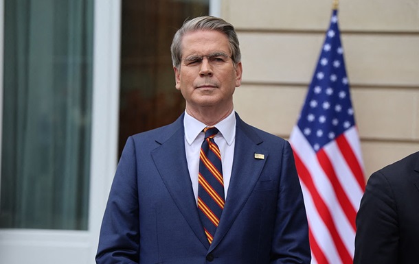 США заявили об увеличении потока судов в Ормузском проливе