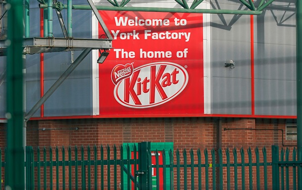 В KitKat заявили, що знайшли 12 тонн украдених вафель