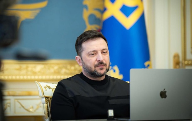 Зеленский анонсировал разговор с представителями США