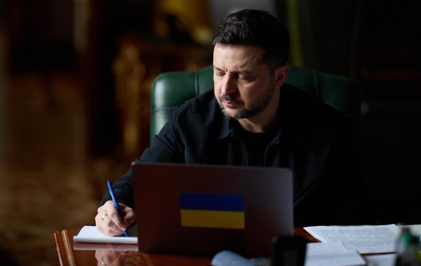 Зеленский обсудил с Мерцем мирные переговоры