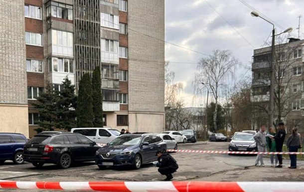 Удар ножом в шею: во Львове убили военного ТЦК