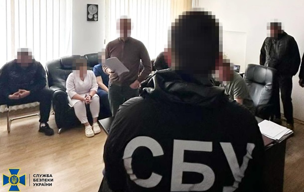 Занимались схемами для уклонистов: в Черкассах разоблачили медиков