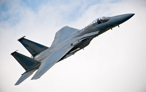 Иран впервые сбил американский истребитель - СМИ