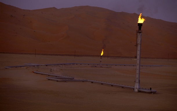 Иран атаковал трубопровод саудитов, который позволял обойти Ормуз - FT