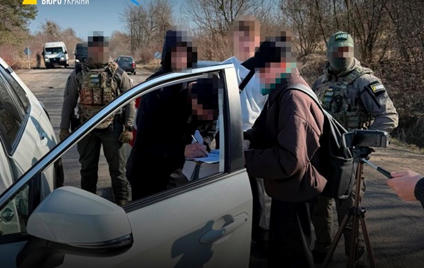 Суддю з Луганщини відсторонили через підозру у корупції