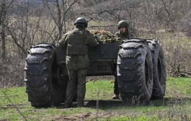 Росіяни вперше  засвітили  на фронті всюдихідний Челнок