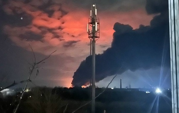 Гуково, Саранск, Волгоград: взрывы и пожары в РФ