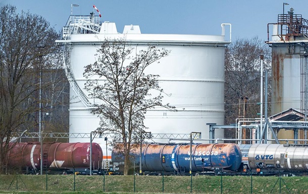 Диверсія в Італії призвела до призупинки експорту нафти в Німеччину - ЗМІ