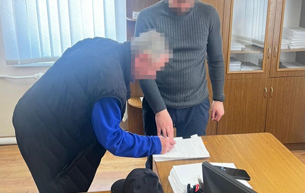 На Львівщині підприємець 23 роки утримував однокласника як  раба 