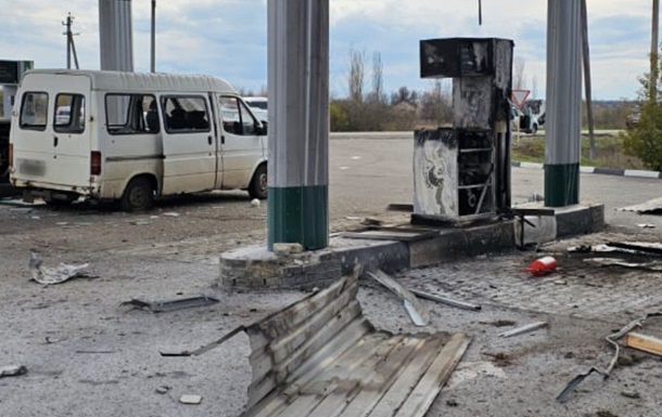 Россияне обстреляли АЗС в Харьковской области