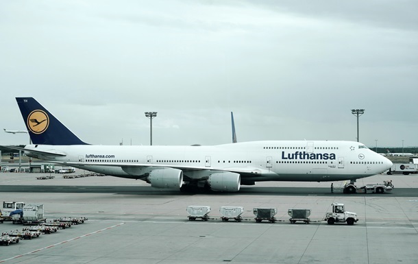 Lufthansa отменила 20 тысяч рейсов для экономии топлива
